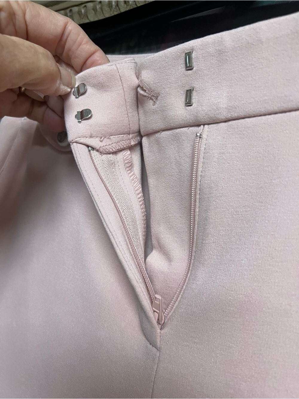 Anne Klein Blush Pink Tailored Knit Pants - Picture 9 of 15
